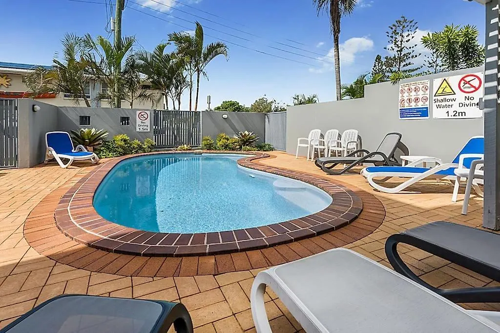Coastal Escape - Views Rooftop Terrace & Jaccuzi Marcoola 0*,